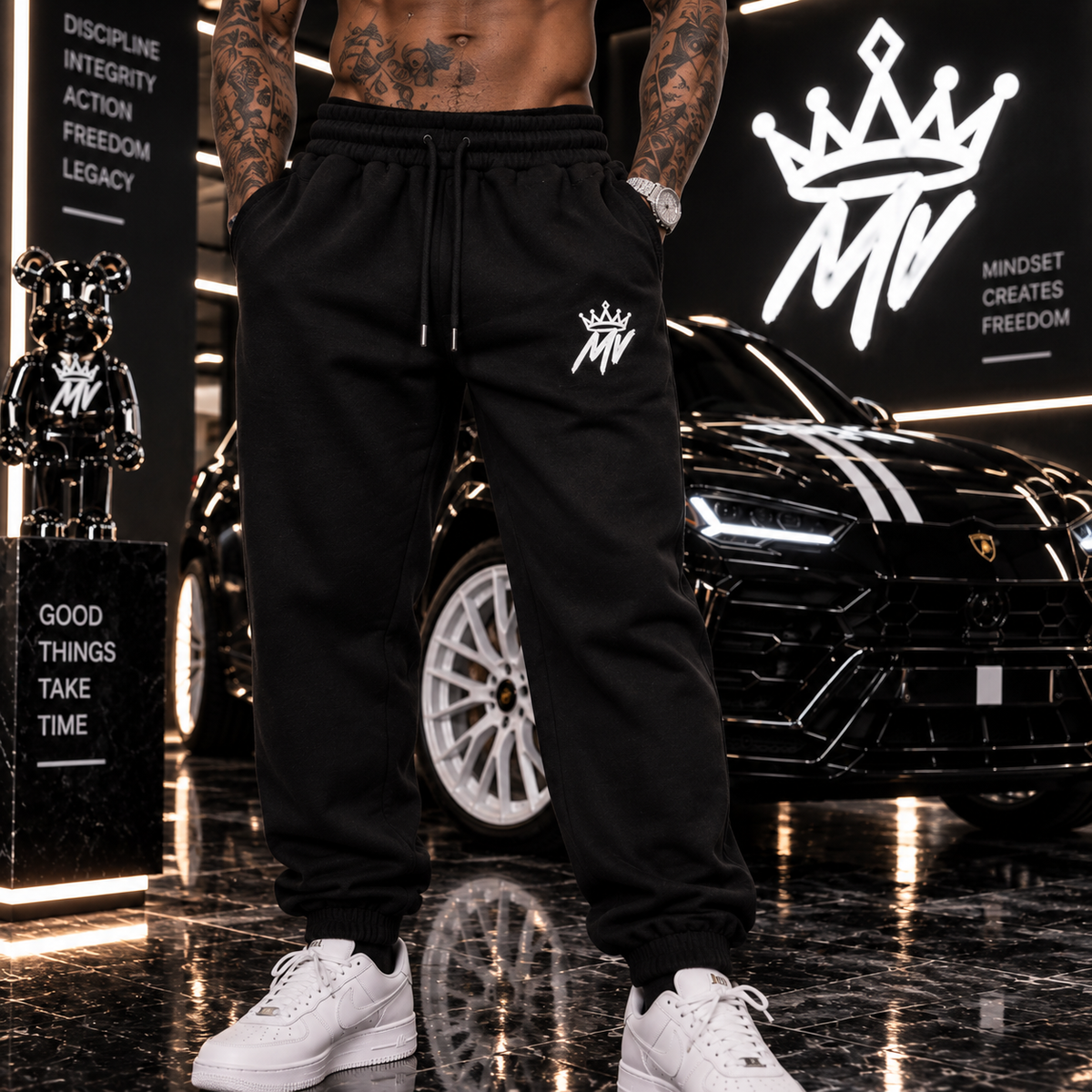 Moneyvation white embroidery MV/Crown Joggers